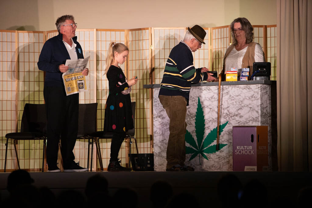 Sketch-ab’s beim Altstadtfest 2025: Mit KI ver-app-elt